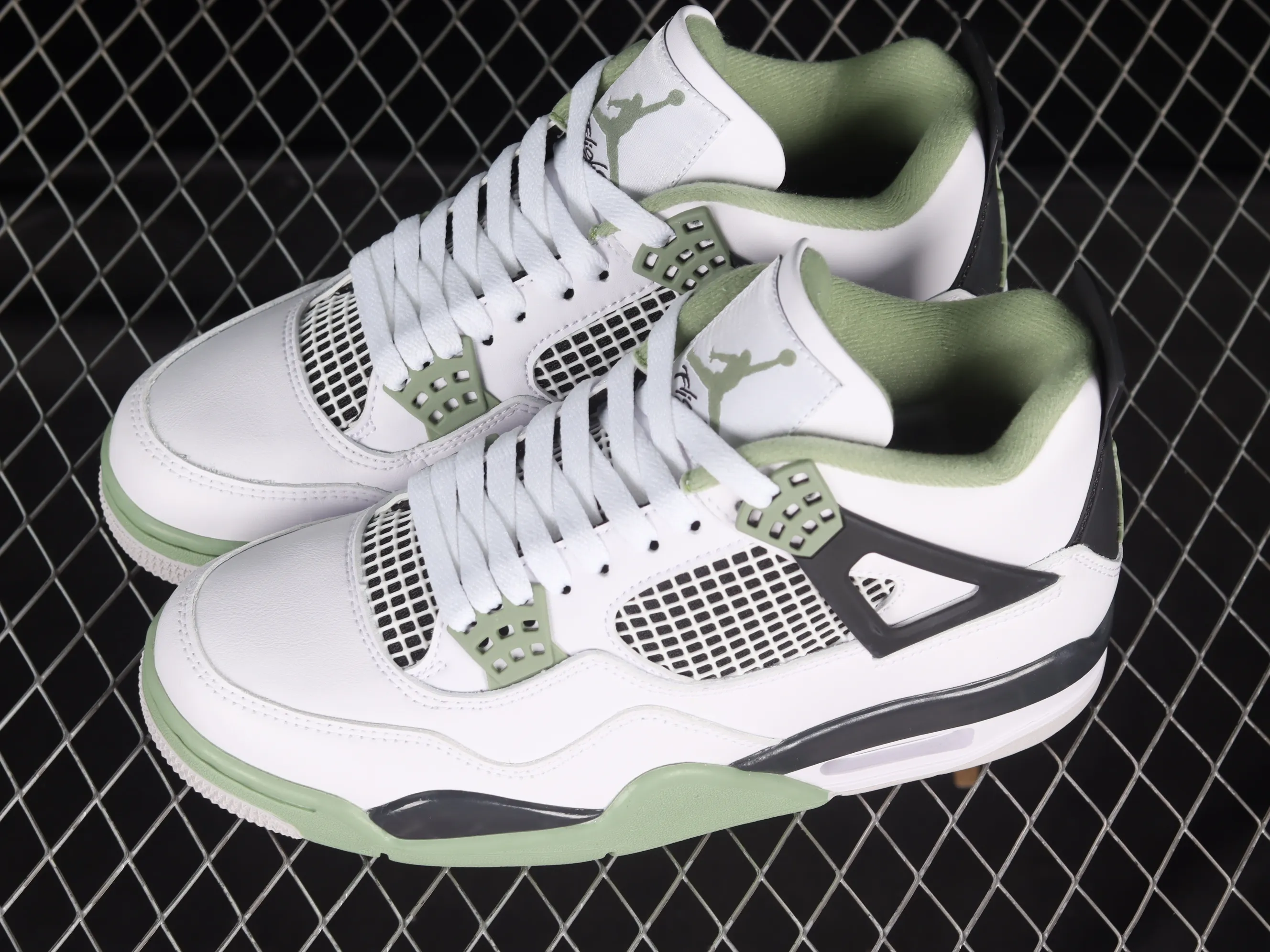 All categories Air Jordan Jordan series basketball shoes Air Jordan 4 X version Air Jordan 4 Retro "Seafoam" AJ4 Joe 4 white and green AQ9129-103